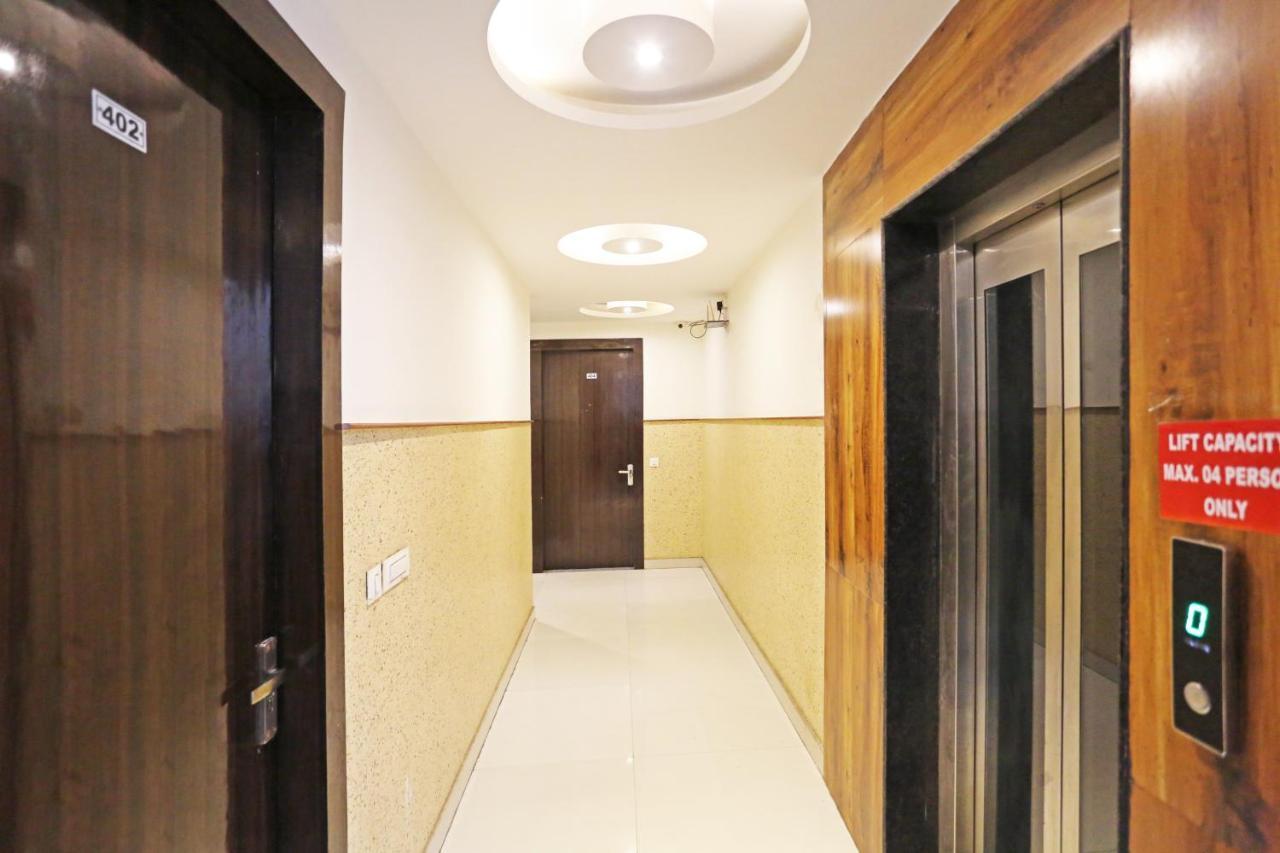 Hotel Iconic Near Delhi Igi International Airport Нью-Делі Екстер'єр фото