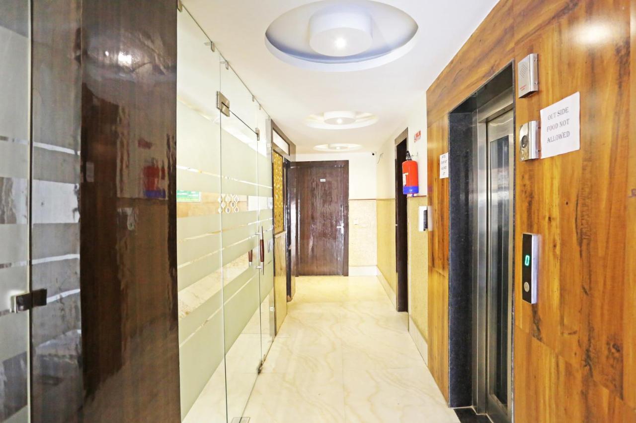 Hotel Iconic Near Delhi Igi International Airport Нью-Делі Екстер'єр фото
